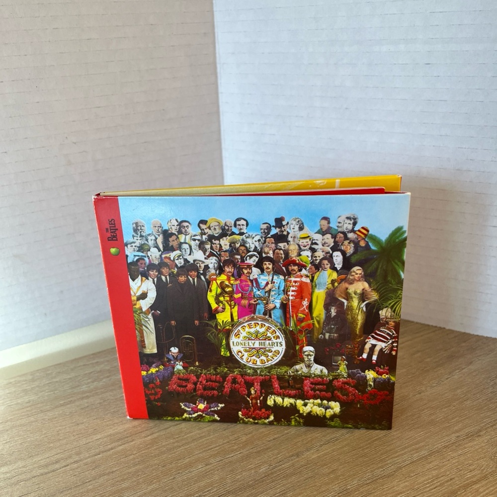 The Beatles Sgt. Pepper's CD